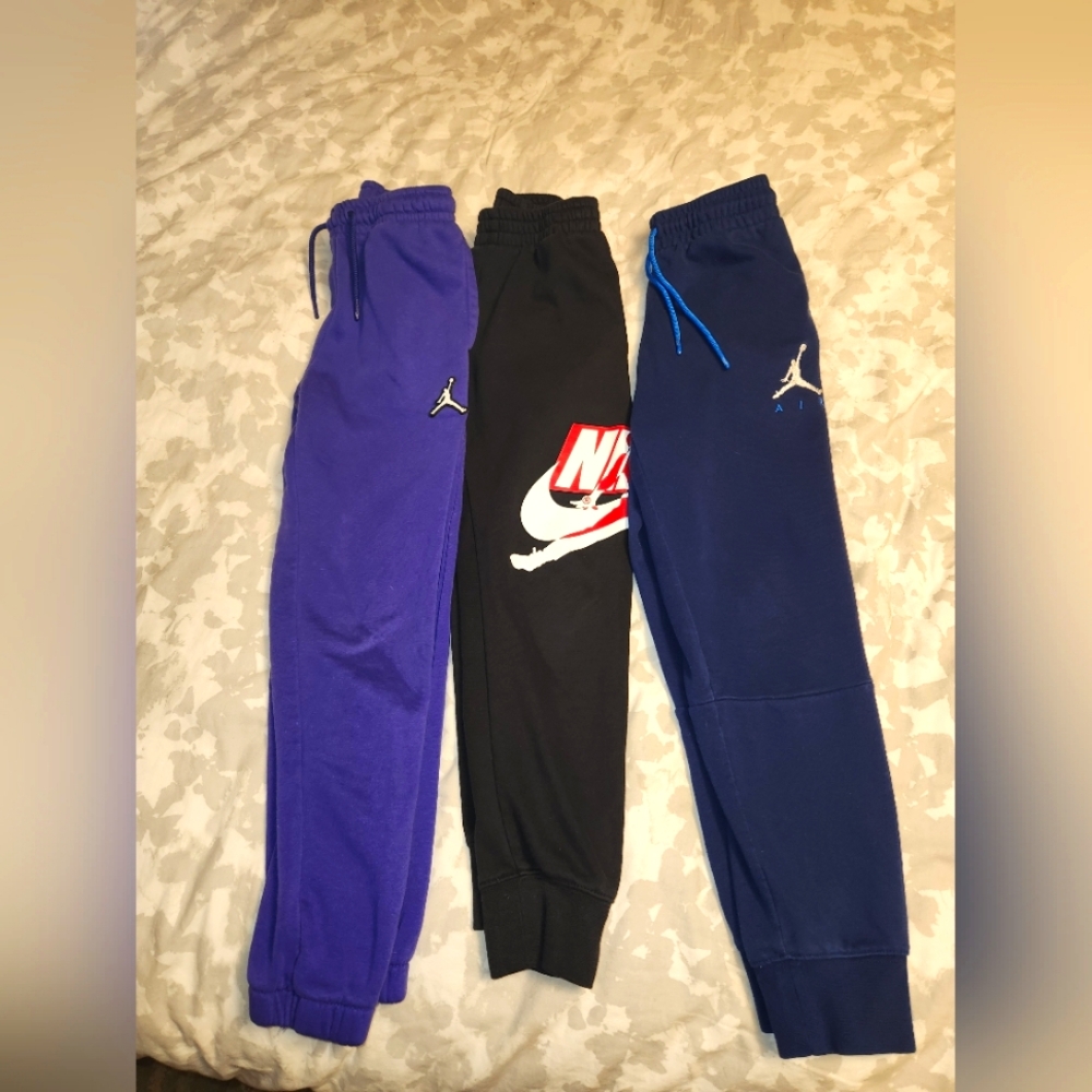 Nike Air Jordan Sweatpant lot
